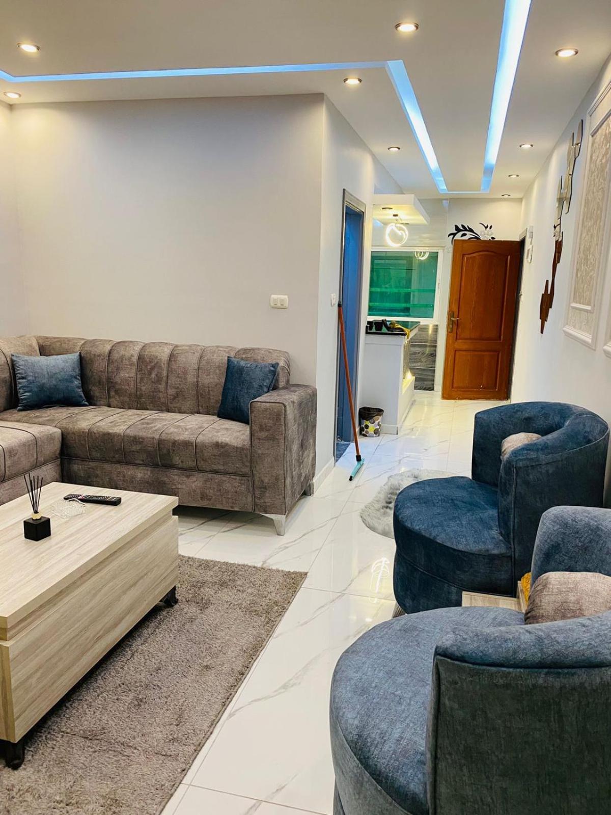 Al Seoudi Furnished Units Daire Zerka Oda fotoğraf